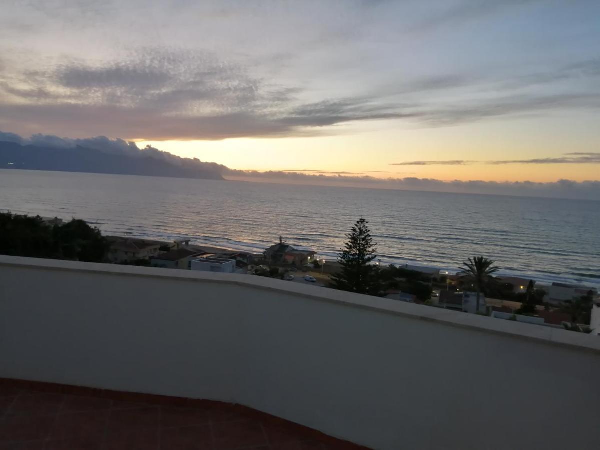 Casa Vacanze Helimos Villa Alcamo Marina Exterior foto